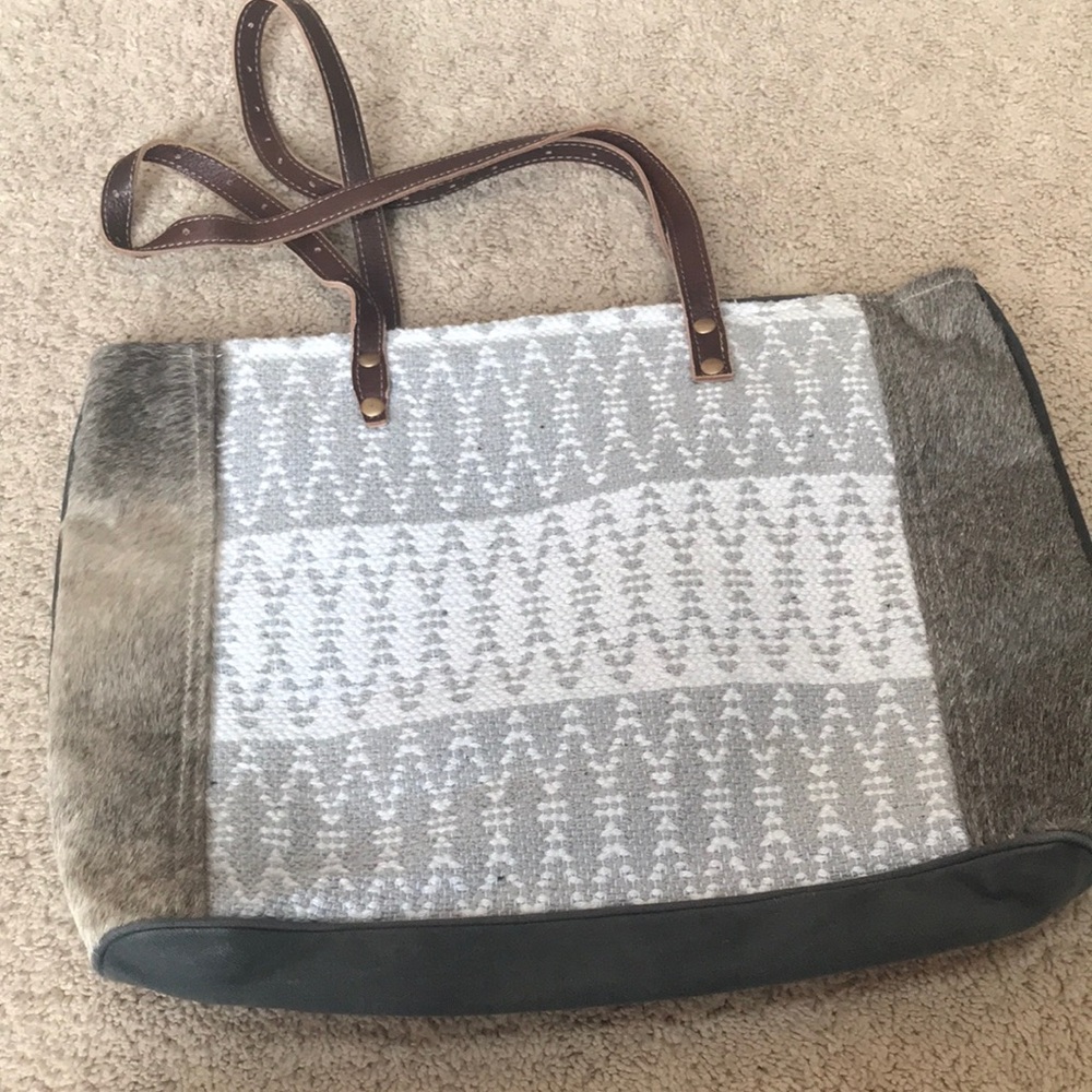 Myra bag